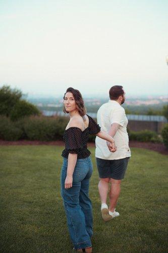 mobile - carousel-hero-element image-2